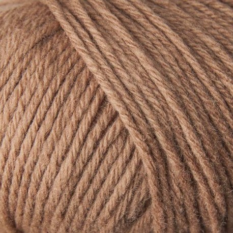 Knitting for Olive Heavy Merino Brown Nougat Detail
