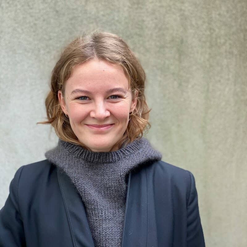 Winter Hood Knitting for Olive Strickkit