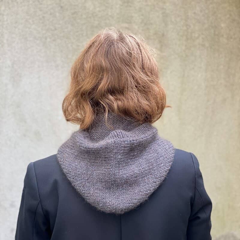 Winter Hood Knitting for Olive Strickkit