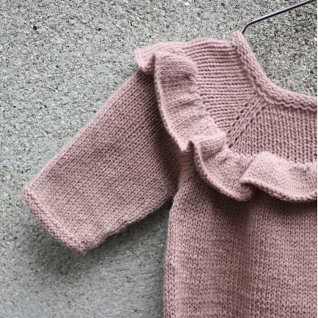 Knitting for Olive Ruffle Romper Strickanleitung und Wolle