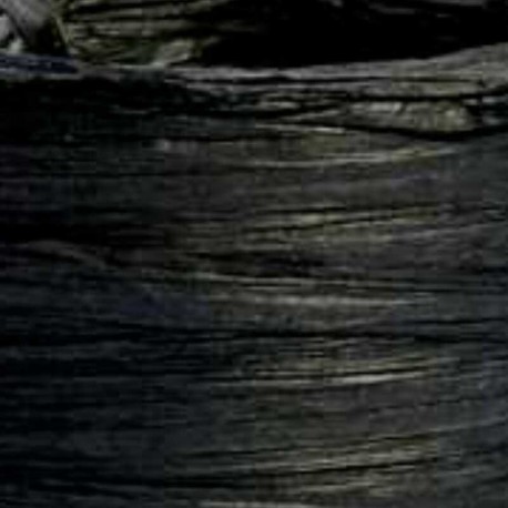 Wool and the Gang Ra-Ra-Raffia Coal Black Detail