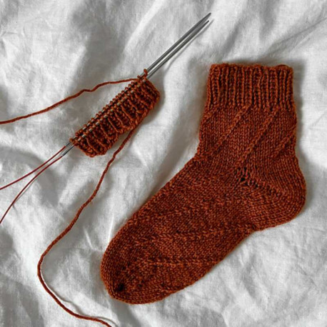 Rust Knitwear Lines Socks Kinder Strickset