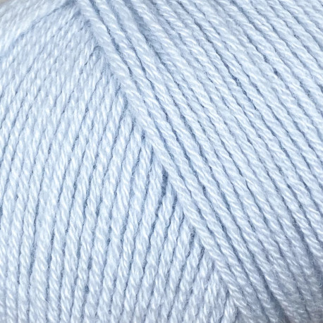 Knitting for Olive Merino Ice Blue Detail