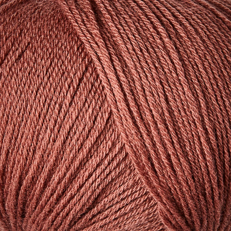Knitting for Olive Merino Plum Rose Detail