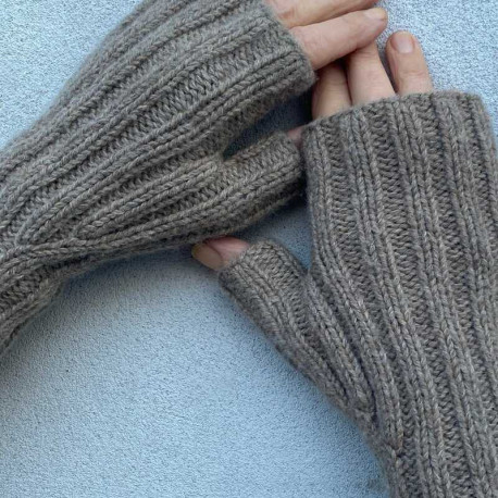 Knitting for Olive Nuuk Gloves Strickset