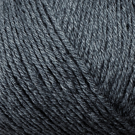 Knitting for Olive Merino Midnight Detail