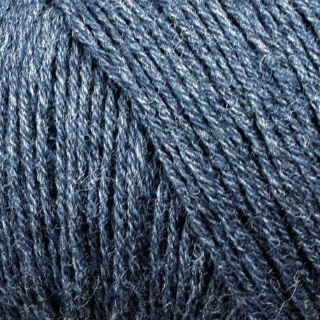 Knitting for Olive Merino Blue Whale Detail