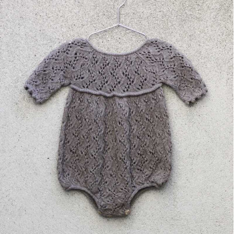 Knitting for Olive Holly Romper Wollpaket