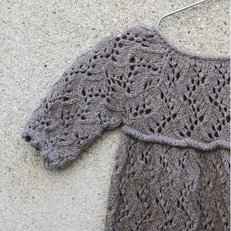 Knitting for Olive Holly Romper Wollpaket