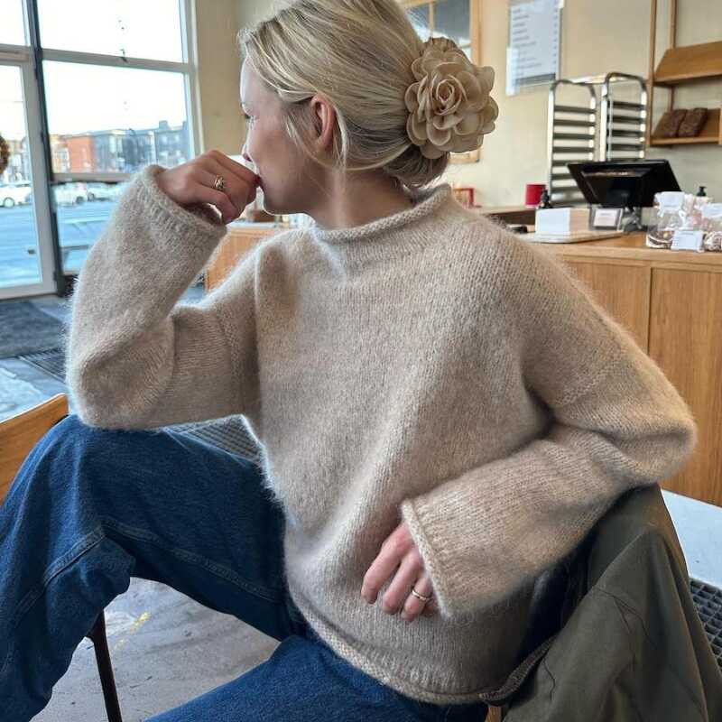 Petite Knit Cloud Sweater Wollpaket