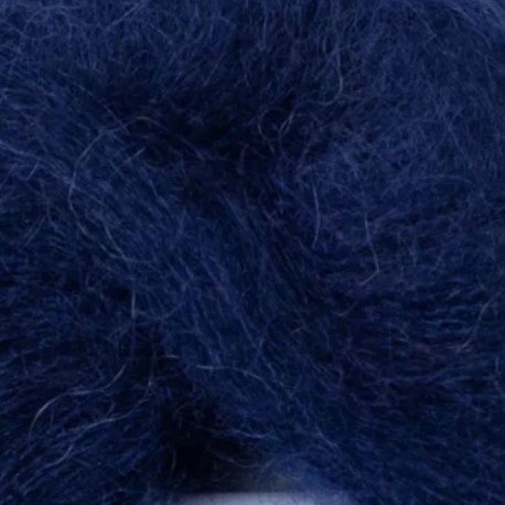 Majo Pearl Mohair Midnight Detail