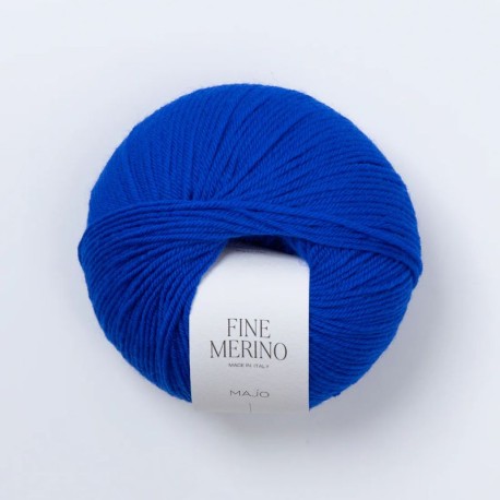 Majo Fine Merino Electric Blue Detail