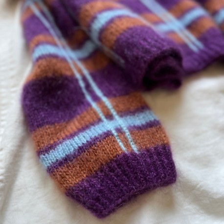 Kolibri by Johanna Ceallaigh Sweater Wollpaket