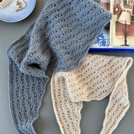 Le Knit Peacock Scarf Wollpaket