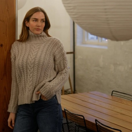 Chunky Cable Sweater Knitting for Olive Strickset