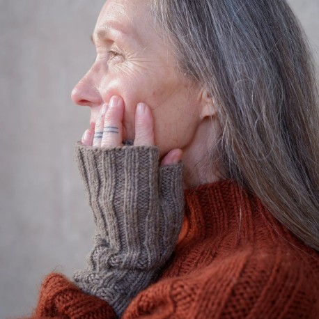 Knitting for Olive Nuuk Gloves Strickset