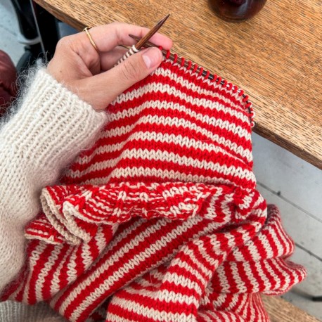 Kutovakika Chicka Cherry Sweater Wollpaket