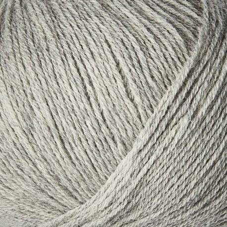 Knitting for Olive Merino Pearl Gray Detail