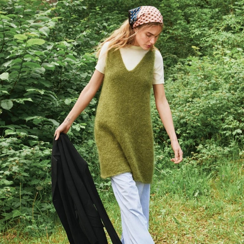 Sandnes 2507 9 Meadow Dress Strickset