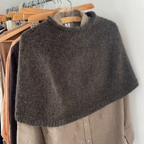 Le Knit - Plain Yoke Poncho