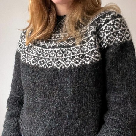 The Knit Purl Girl Nova Sweater Wollpaket