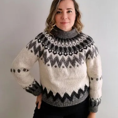 Sari N - Levi Pullover