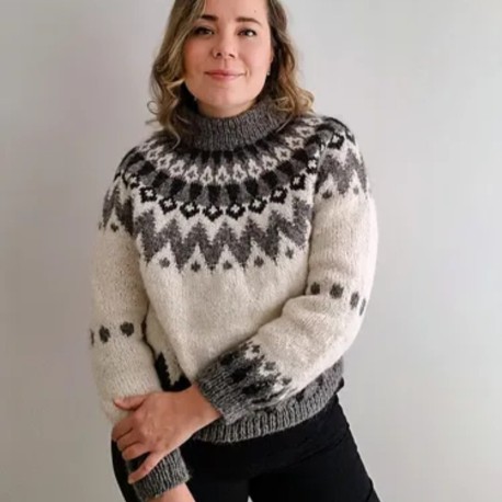 Sari N - Levi Pullover