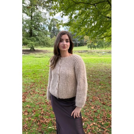 Majo Garn Roxane Cardigan Strickset