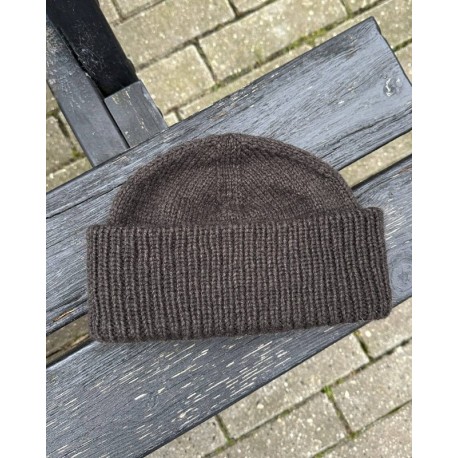 Petite Knit Terrazzo Hat Wollpaket