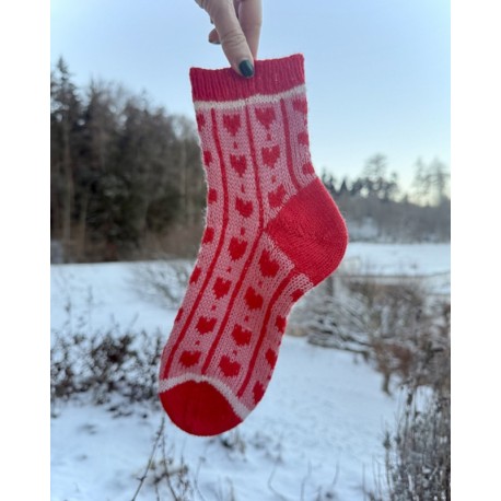 Love-ly Heart Socks Stone Knits