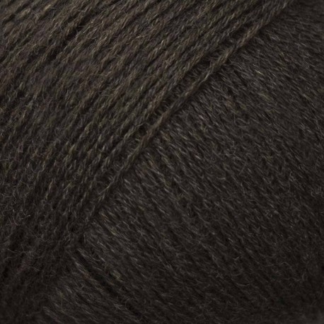 Knitting for Olive Compatible Cashmere Brown Bear Detail
