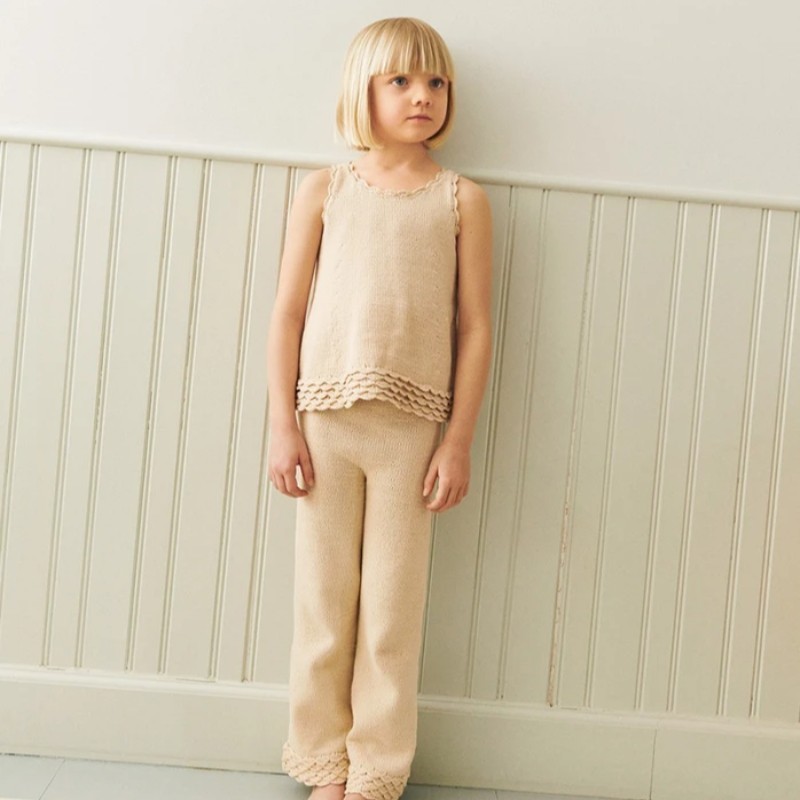 Sandnes 2603 4a Roselyn Singlet Junior Strickset