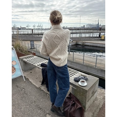 Petite Knit Saga Sweater Wollpaket