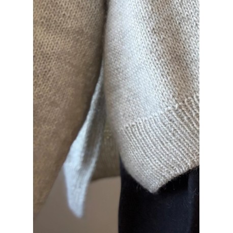 Aegyoknit Volare Cape Sweater Wollpaket