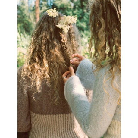 Sandnes 25-5b - Vollan Sweater Liv Edition Strickset
