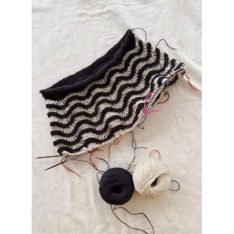 Kolibri by Johanna Jean Skirt