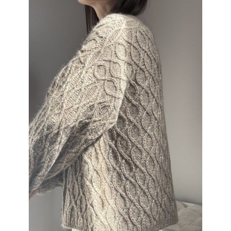 Knitonomy The Saco V-Neck Cardigan Englisch Wollpaket