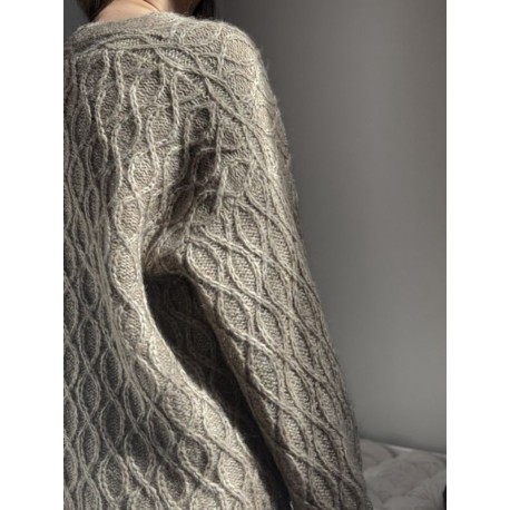Knitonomy The Saco V-Neck Cardigan Englisch Wollpaket