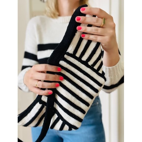 Kolibri by Johanna Lars Crossbody Bag Wollpaket