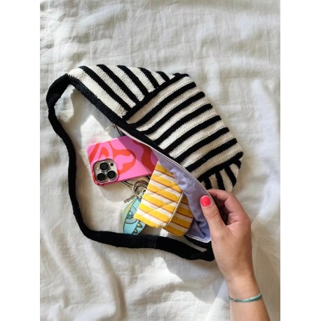 Kolibri by Johanna Lars Crossbody Bag Wollpaket