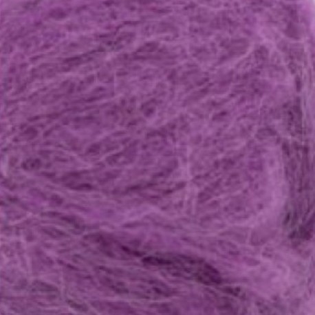 Sandnes Borstet Alpakka - Plum 5045 Detail