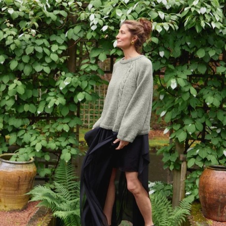 Sandnes 2606 10 Laura Sweater Strickset