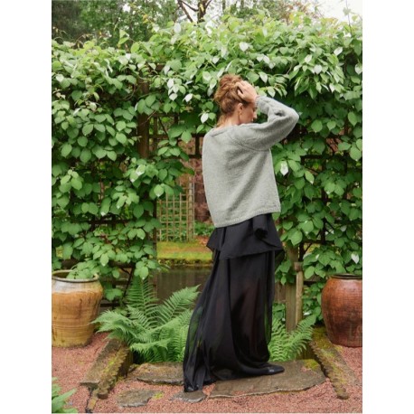 Sandnes 2606 10 Laura Sweater Strickset