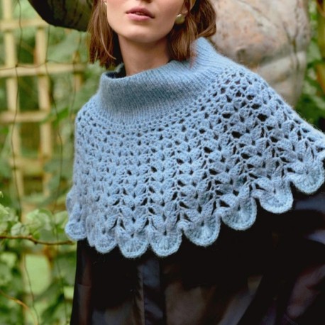 Sandnes 2606 15 Flowerfield Poncho Häkelset