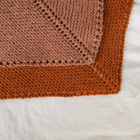 Rust Knitwear Rusty Bandana Strickanleitung und Wolle