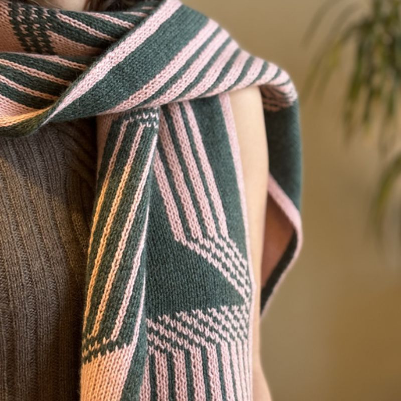 my maane Scope Scarf Englisch Wollpaket