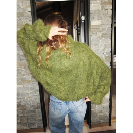 Tuva Sandok Cable Sweater Englisch Wollpaket