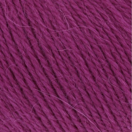 Lang Yarns Baby Alpaca Fuchsia 0066 Detail